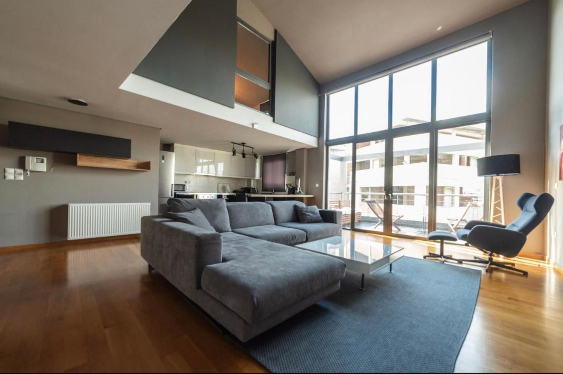 Apartamento Minimal Brand New Loft Next To Subway Atenas Exterior foto